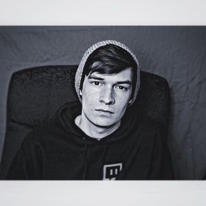 Meet your Posher, Adam